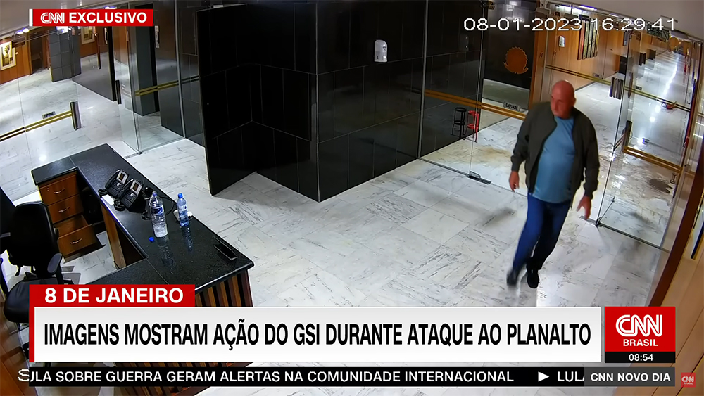 Janbsb Cnn C Meras Mostram Ministro Do Gsi No Pal Cio Do Planalto